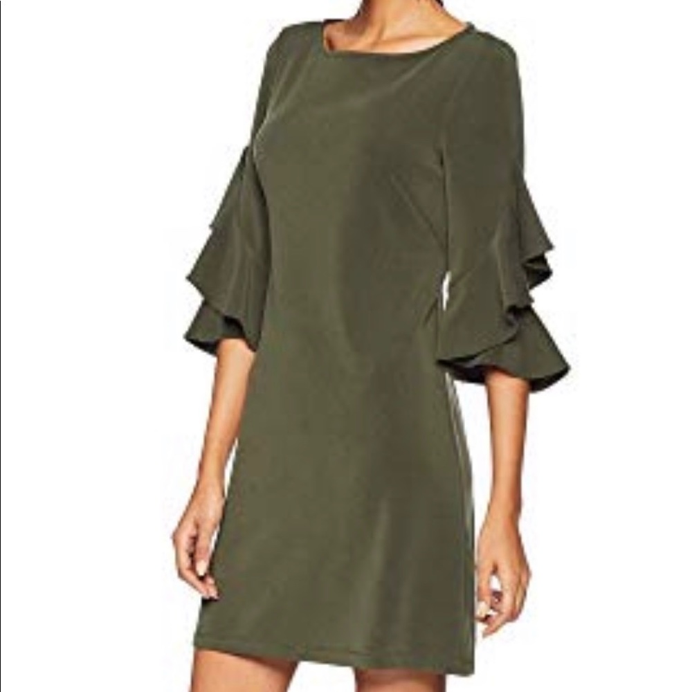 Green ruffle sleeve dress